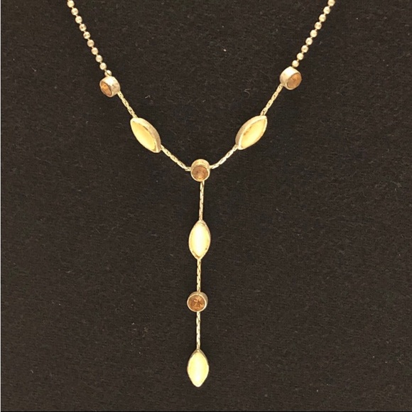Vintage lariat necklace golden & milky stone. Silver tone metal. - Picture 2 of 3